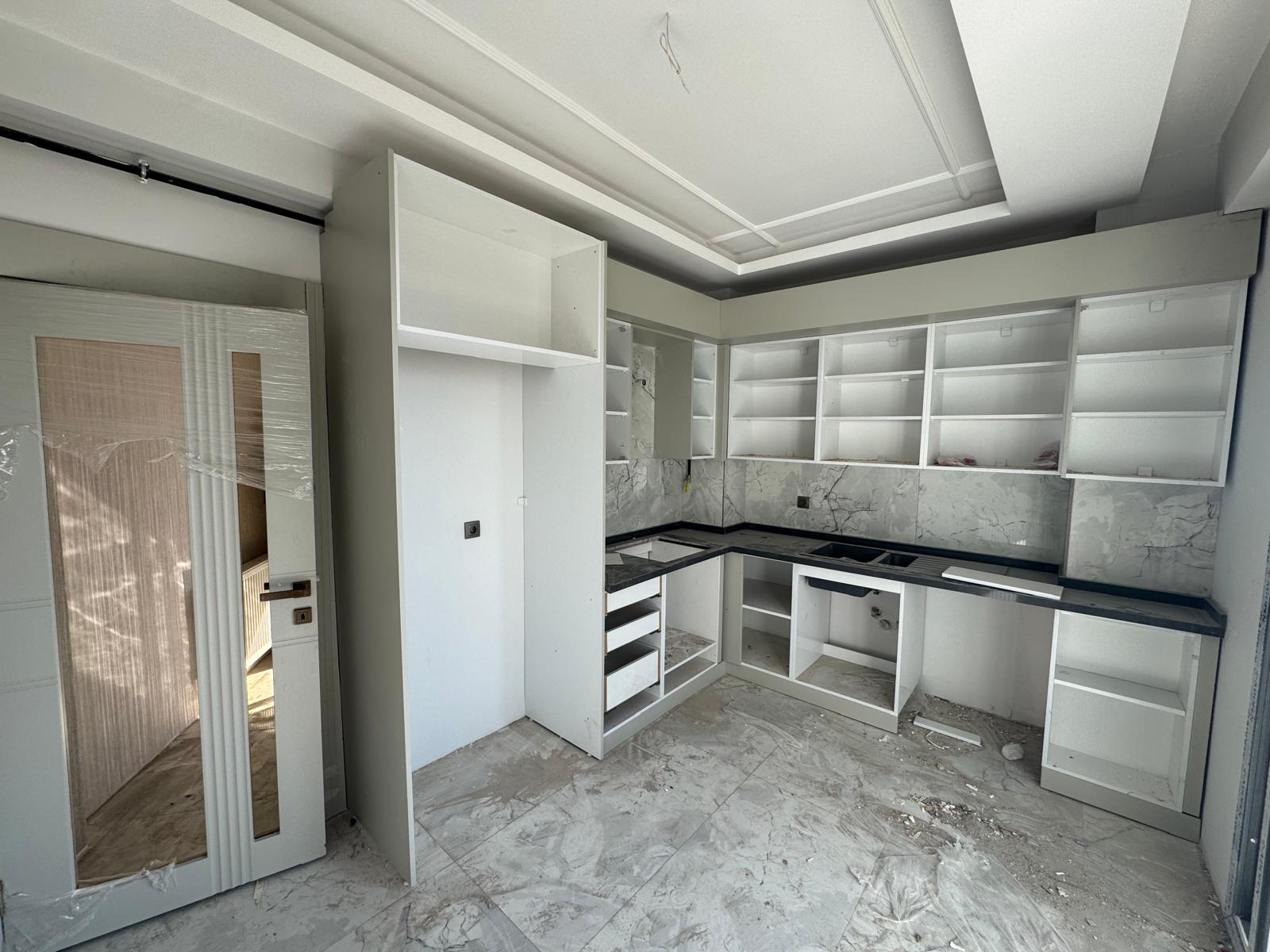 KAYA EMLAKTAN ALTINDAĞ KARŞISI 2+1 DAİRELER